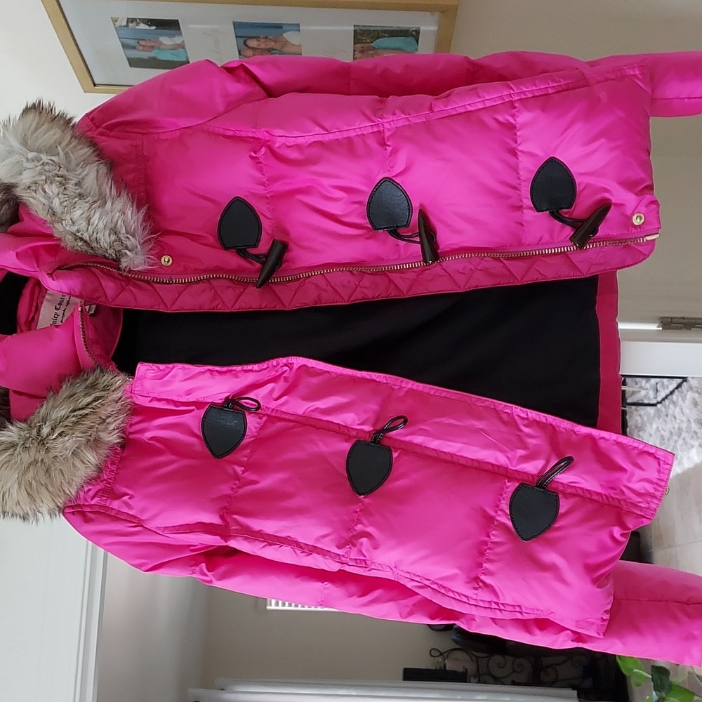 Juicy couture pink puffer coat with faux fur lined hoodie